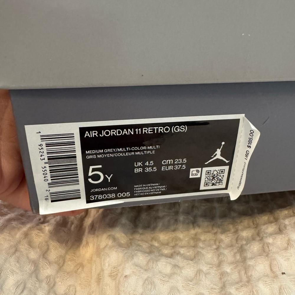 Jordan Air 11 Retro - Picture 7 of 7